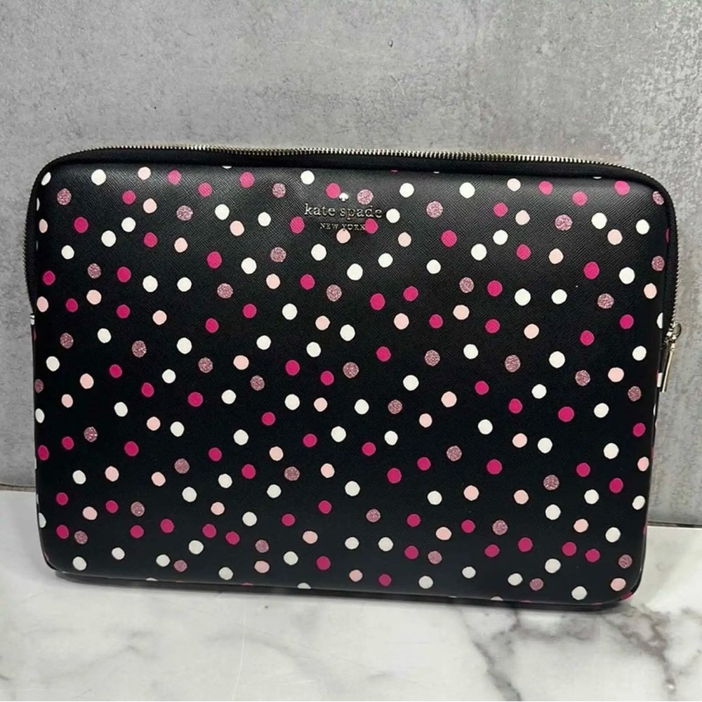 Kate Spade Tech Sleeve